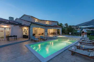 Vižinada Villa with Private Pool for 8 Guests