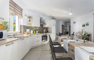 Vižinada Villa with Private Pool for 8 Guests