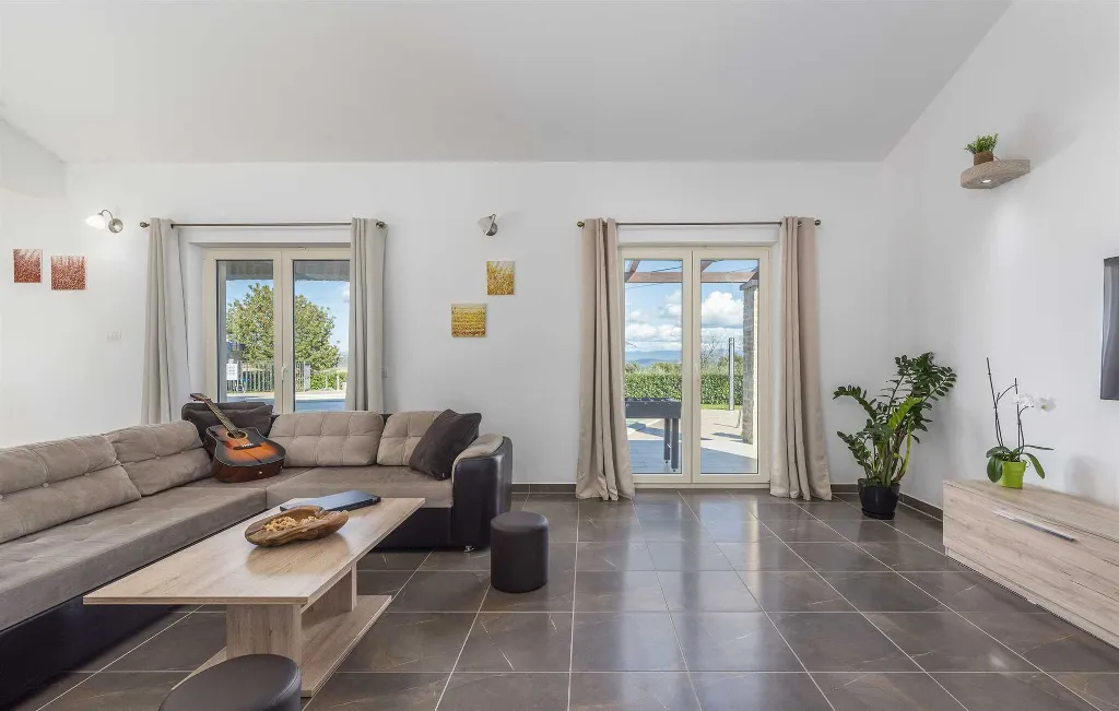 Vižinada Villa with Private Pool for 8 Guests