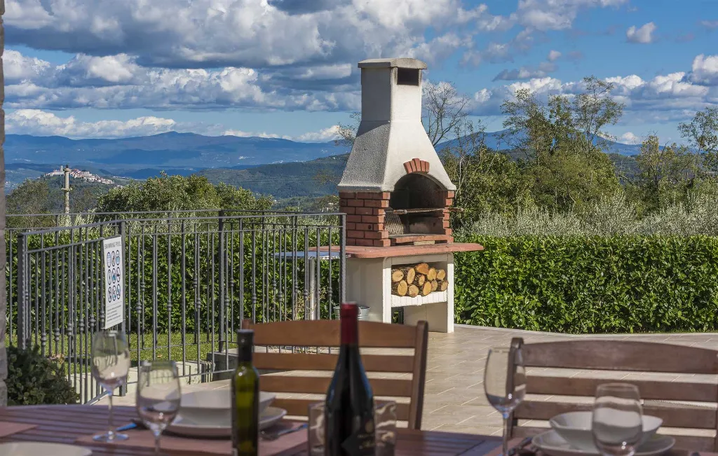 Vižinada Villa with Private Pool for 8 Guests