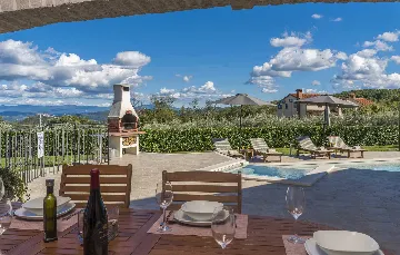 Vižinada Villa with Private Pool for 8 Guests