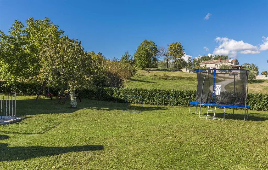 Vižinada Villa with Private Pool for 8 Guests
