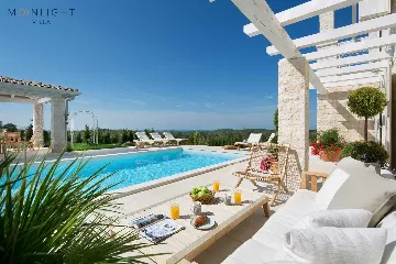 Villa with Heated Pool and En-Suite Rooms, Sveti Ivan
