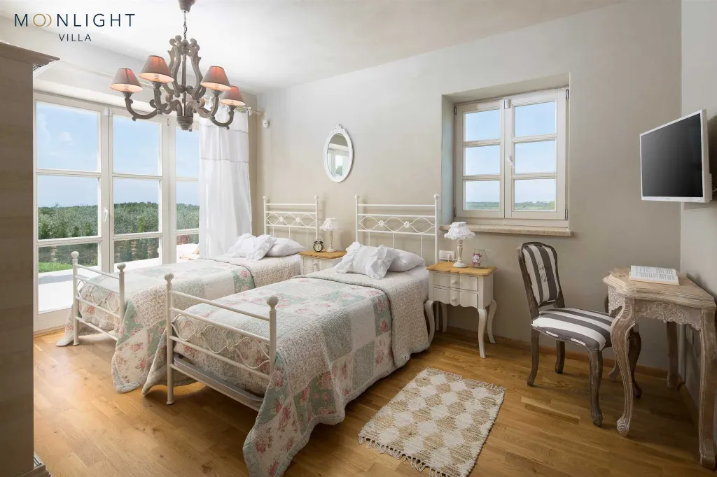 Villa with Heated Pool and En-Suite Rooms, Sveti Ivan