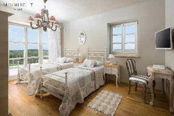 Villa with Heated Pool and En-Suite Rooms, Sveti Ivan