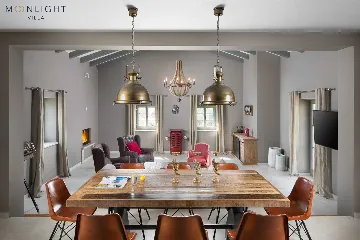 Srebrnići 4-Bedroom Villa with Saltwater Pool