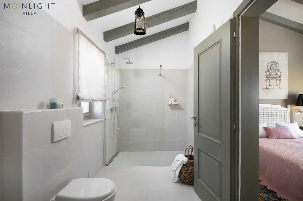Srebrnići 4-Bedroom Villa with Saltwater Pool