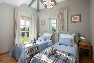 Villa in Ladići for Up to 10 Guests