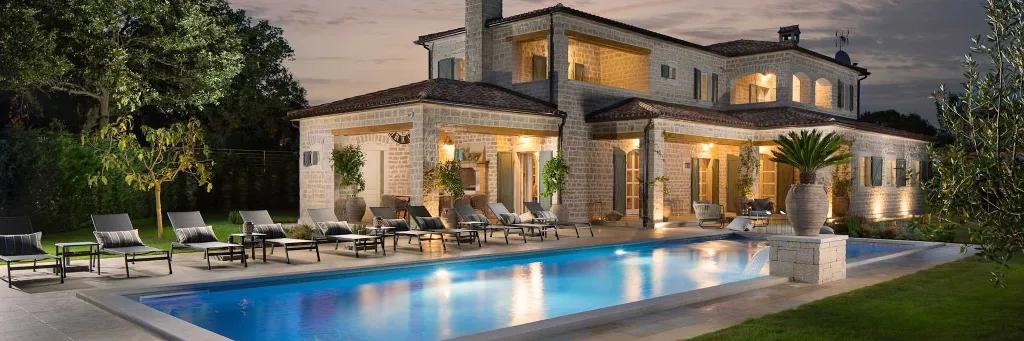 Villa in Ladići for Up to 10 Guests