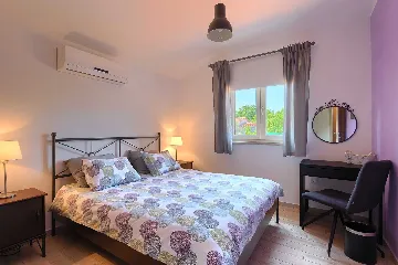 4-Bedroom Villa for up to 8 Guests in Tinjan