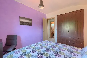 4-Bedroom Villa for up to 8 Guests in Tinjan