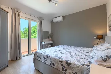 4-Bedroom Villa for up to 8 Guests in Tinjan