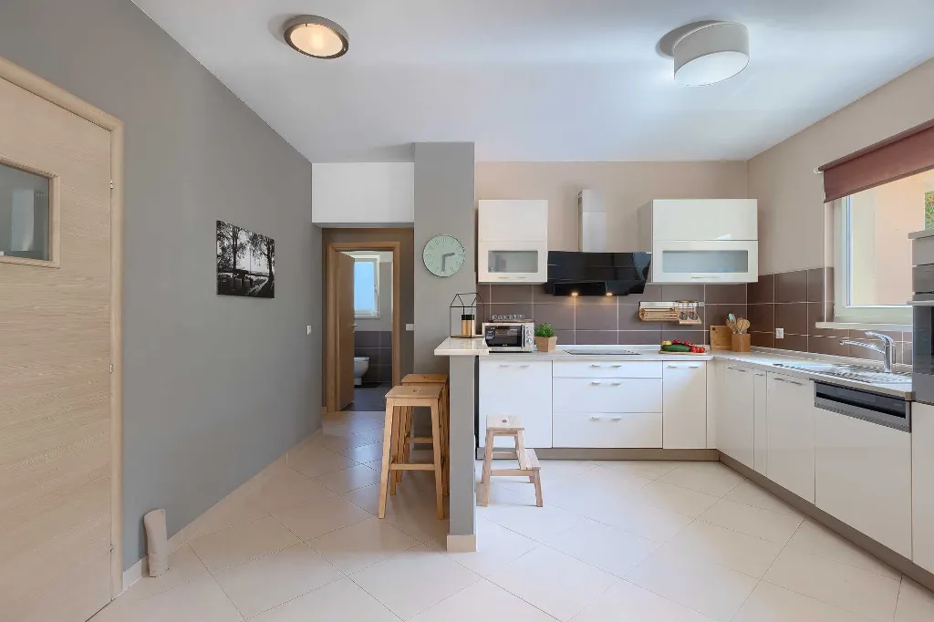 4-Bedroom Villa for up to 8 Guests in Tinjan
