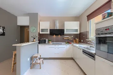 4-Bedroom Villa for up to 8 Guests in Tinjan