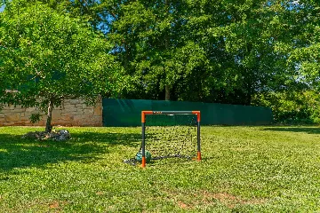 4-Bedroom Villa for up to 8 Guests in Tinjan