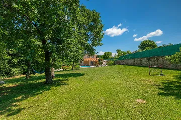 4-Bedroom Villa for up to 8 Guests in Tinjan