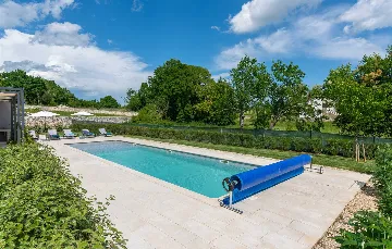 Renovated Stone Villa with Private Pool, Brečevići