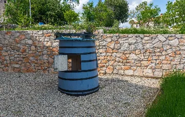 Renovated Stone Villa with Private Pool, Brečevići