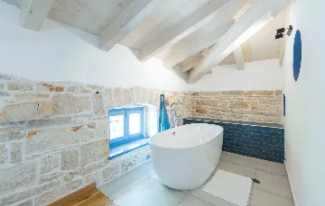 Renovated Stone Villa with Private Pool, Brečevići