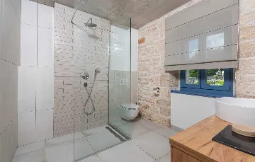 Renovated Stone Villa with Private Pool, Brečevići