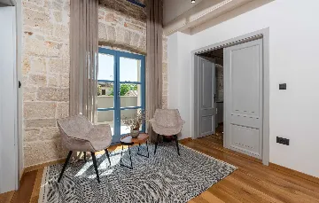 Renovated Stone Villa with Private Pool, Brečevići