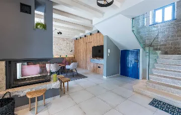 Renovated Stone Villa with Private Pool, Brečevići