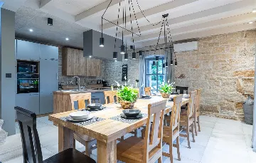 Renovated Stone Villa with Private Pool, Brečevići