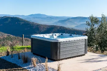 3-Bedroom Villa in Grožnjan for 5 Guests