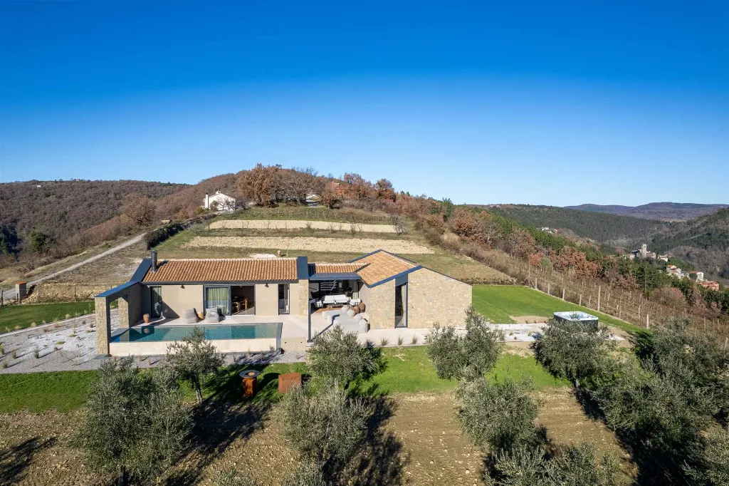 3-Bedroom Villa in Grožnjan for 5 Guests