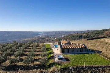 3-Bedroom Villa in Grožnjan for 5 Guests