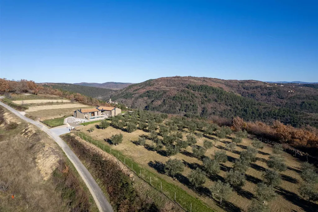 3-Bedroom Villa in Grožnjan for 5 Guests