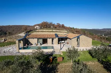 3-Bedroom Villa in Grožnjan for 5 Guests