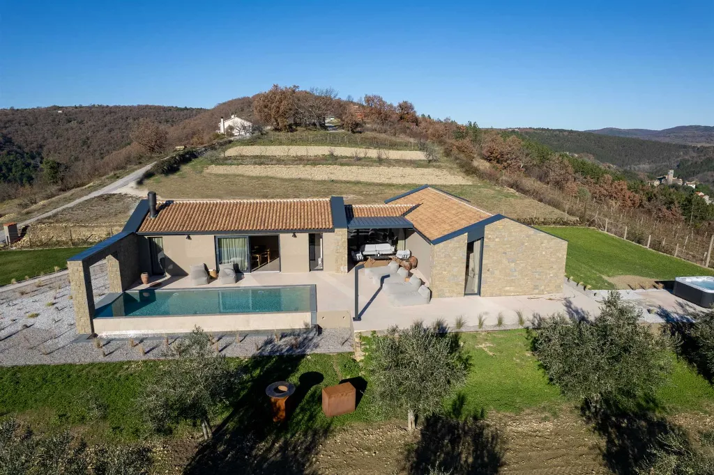 3-Bedroom Villa in Grožnjan for 5 Guests