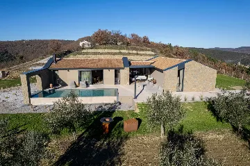 3-Bedroom Villa in Grožnjan for 5 Guests