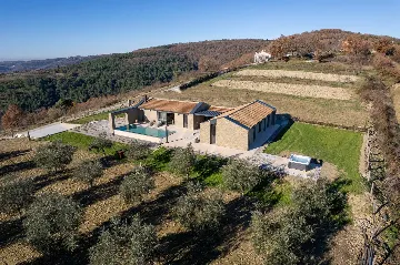 3-Bedroom Villa in Grožnjan for 5 Guests