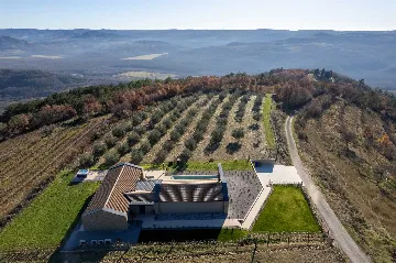 3-Bedroom Villa in Grožnjan for 5 Guests