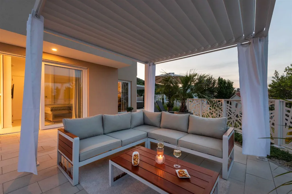Villa in Ravni with Private Pool & Sea Views