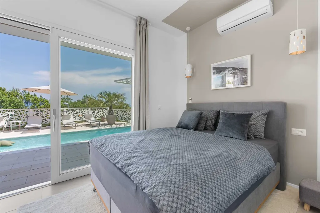 Villa in Ravni with Private Pool & Sea Views
