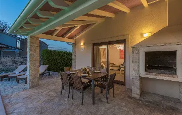 4-Bedroom Villa for 10 Guests in Barban, Croatia