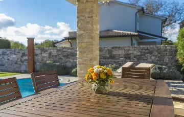 4-Bedroom Villa for 10 Guests in Barban, Croatia