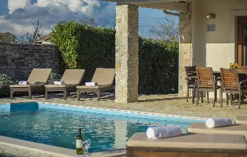 4-Bedroom Villa for 10 Guests in Barban, Croatia