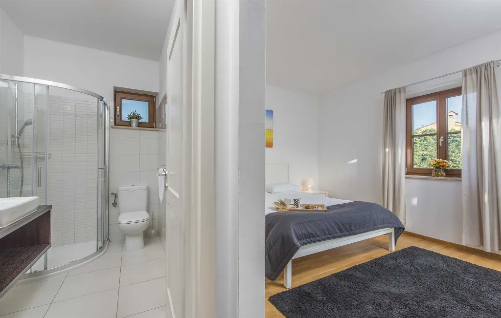 4-Bedroom Villa for 10 Guests in Barban, Croatia