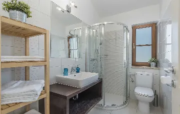 4-Bedroom Villa for 10 Guests in Barban, Croatia