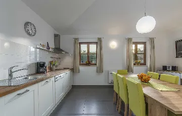 4-Bedroom Villa for 10 Guests in Barban, Croatia