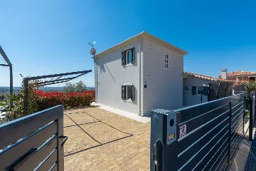 4-Bedroom Villa in Markovac for Up to 8