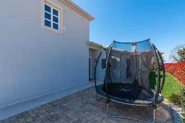 4-Bedroom Villa in Markovac for Up to 8