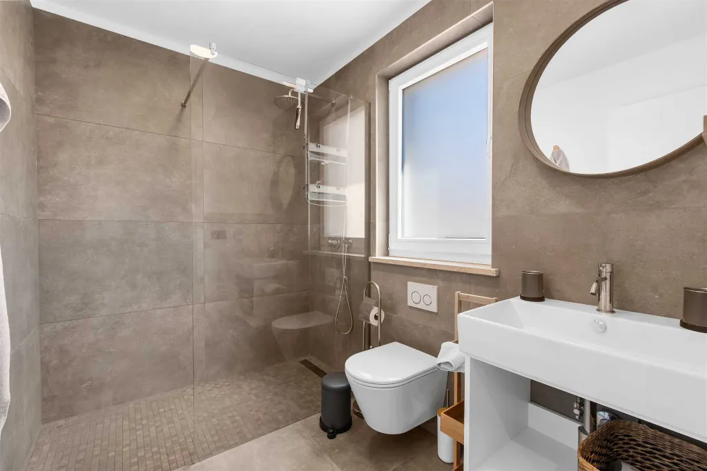 4-Bedroom Villa in Markovac for Up to 8