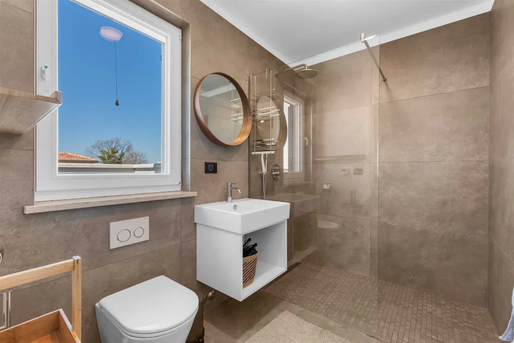 4-Bedroom Villa in Markovac for Up to 8