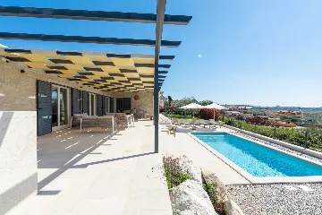 4-Bedroom Villa in Markovac for Up to 8