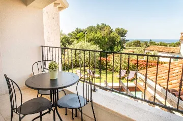 Villa in Tar for up to 8 with Private Pool